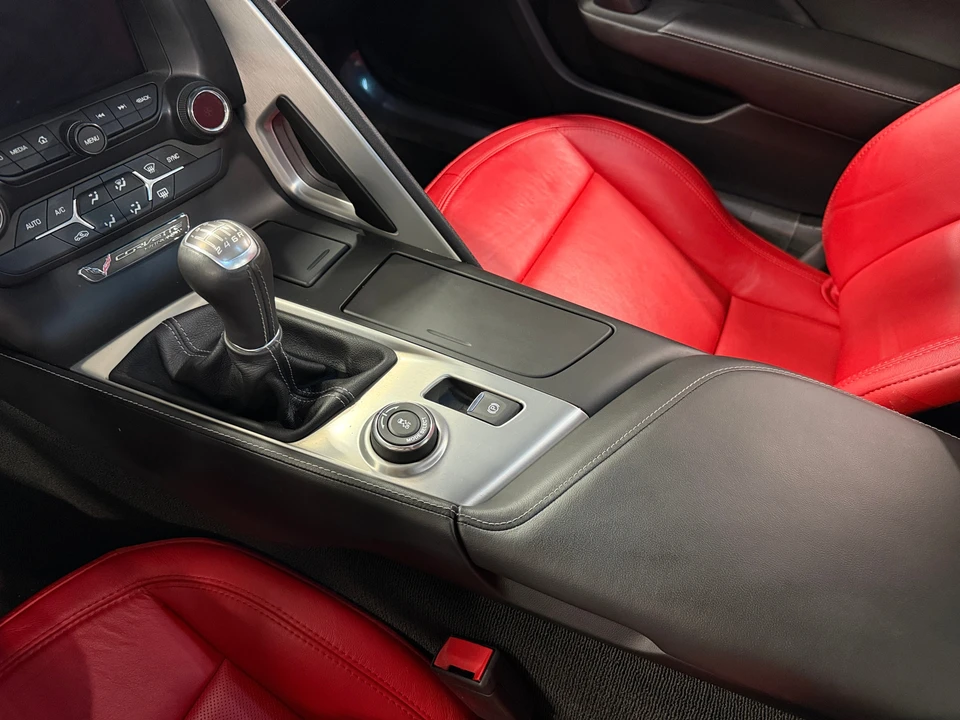 2014 Chevrolet Corvette C7 - Image 6 of 31