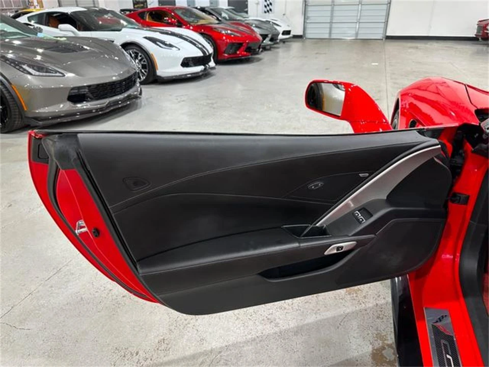 2014 Chevrolet Corvette C7 - Image 24 of 30