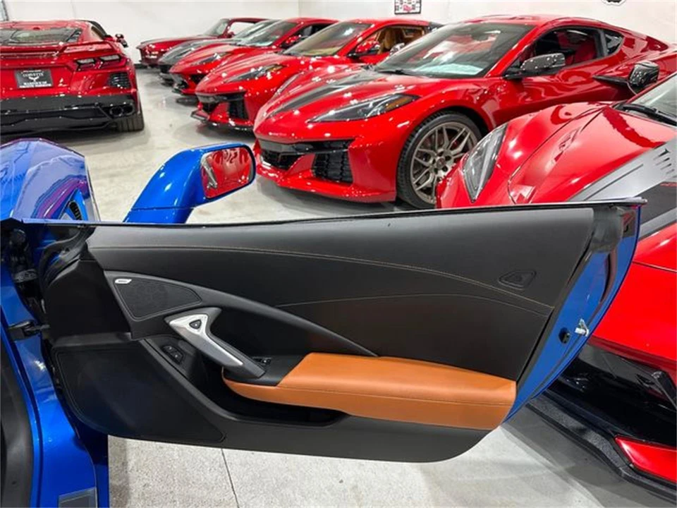 2014 Chevrolet Corvette C7 - Image 15 of 30