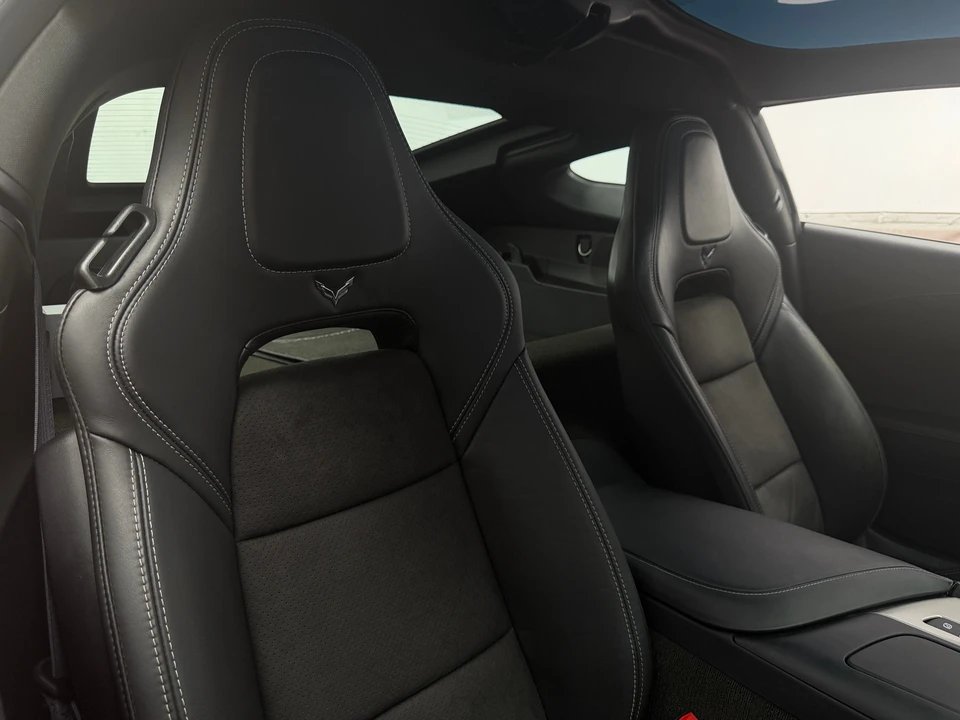 2014 Chevrolet Corvette C7 - Image 2 of 31