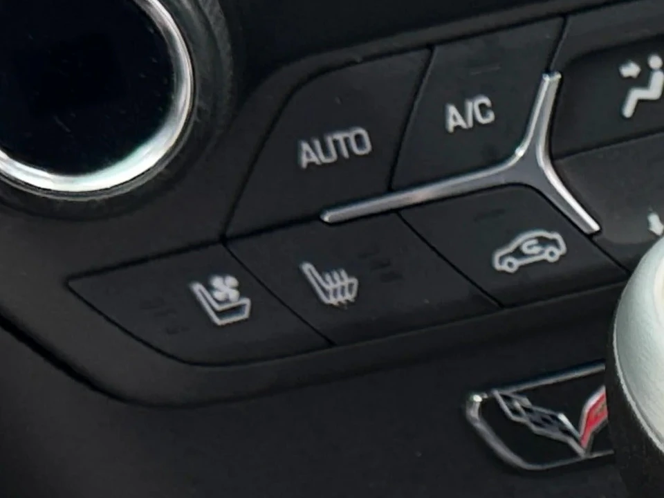 2014 Chevrolet Corvette C7 - Image 15 of 18