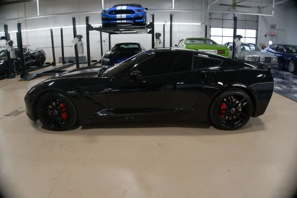2014 Chevrolet Corvette C7 - Image 2 of 12
