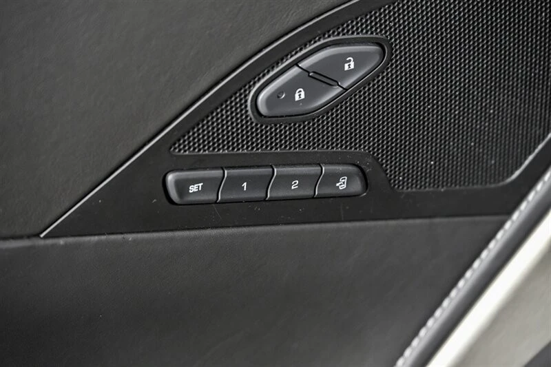 2014 Chevrolet Corvette C7 - Image 15 of 30