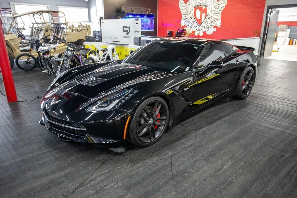 2014 Chevrolet Corvette C7 - Image 2 of 9