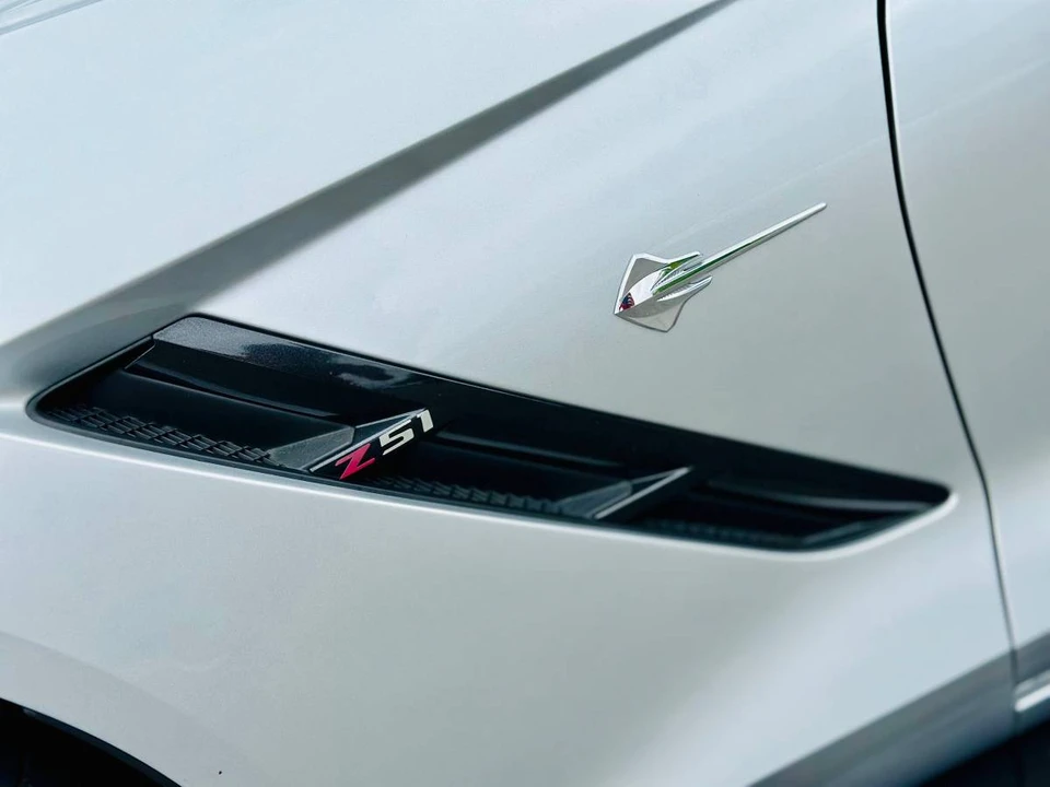 2014 Chevrolet Corvette C7 - Image 18 of 19