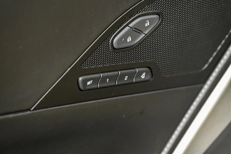 2014 Chevrolet Corvette C7 - Image 14 of 30