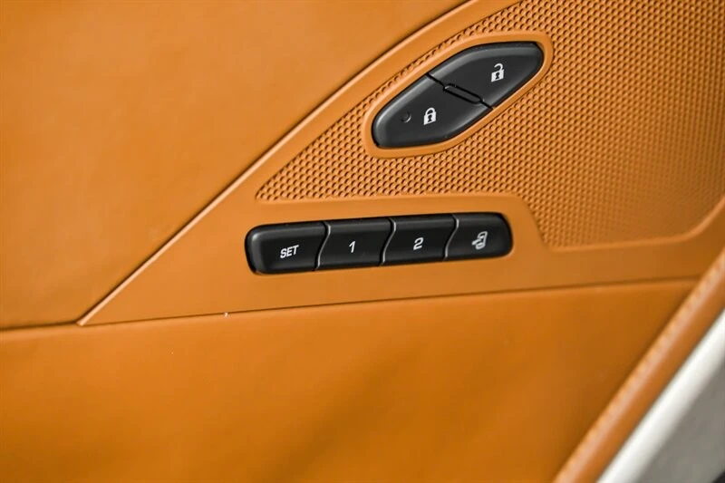 2014 Chevrolet Corvette C7 - Image 14 of 31