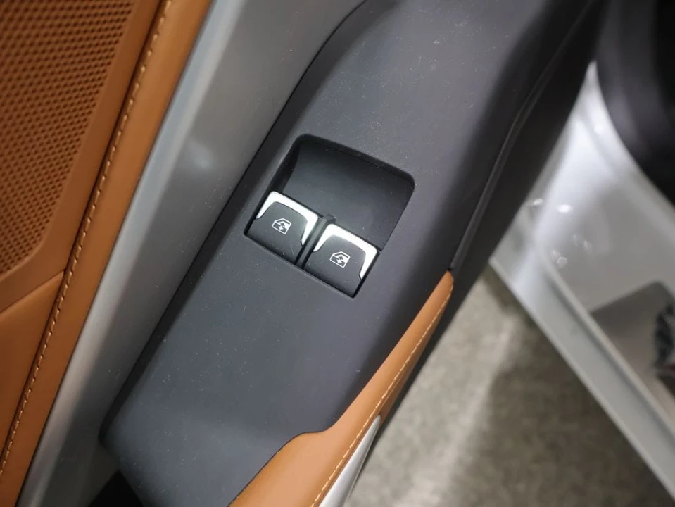 2014 Chevrolet Corvette C7 - Image 12 of 31