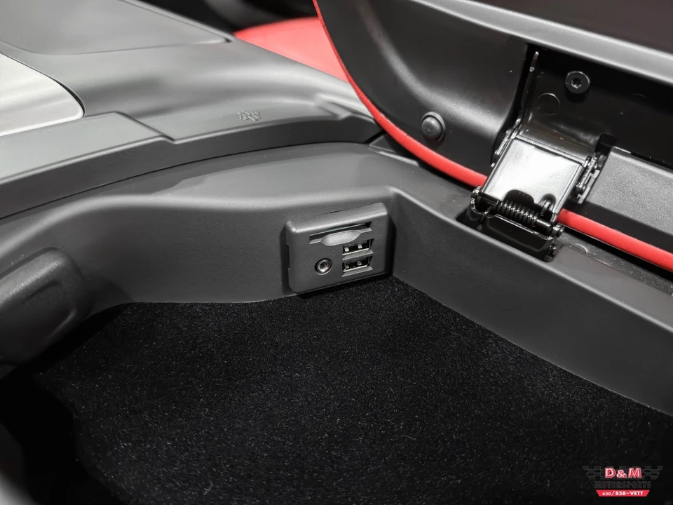 2014 Chevrolet Corvette C7 - Image 24 of 31
