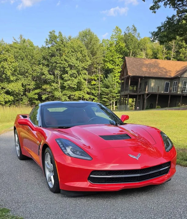 2014 Chevrolet Corvette C7 - Image 2 of 9