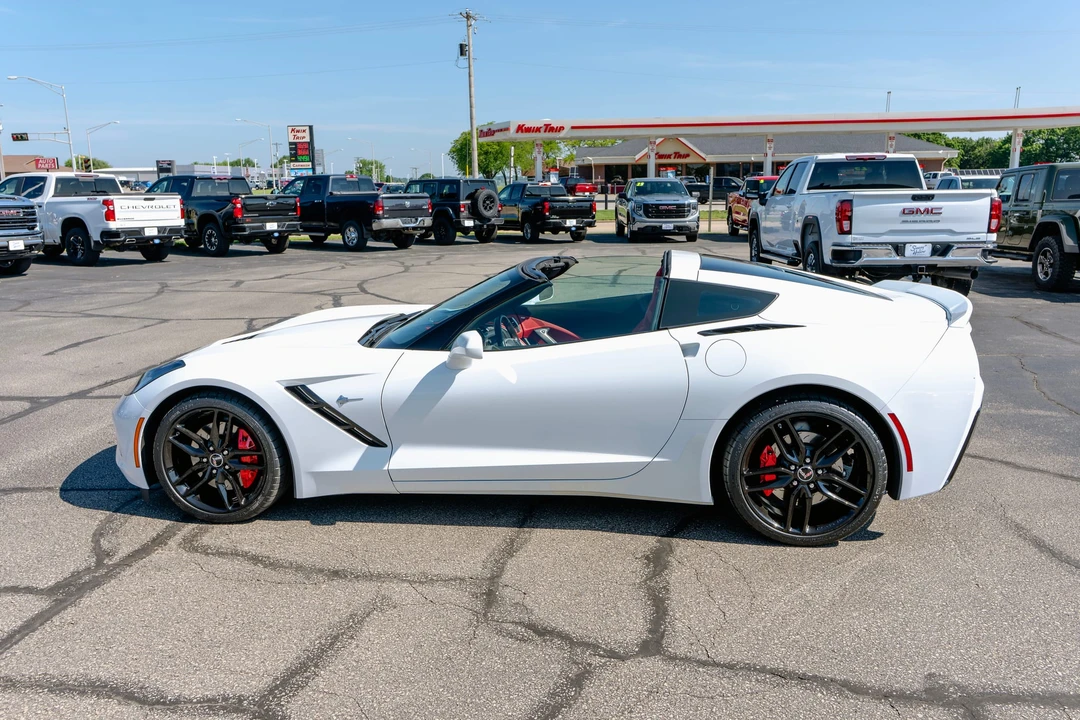 2014 Chevrolet Corvette C7 - Image 3 of 31