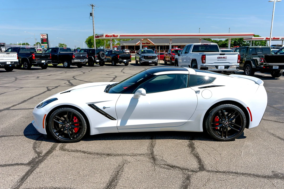 2014 Chevrolet Corvette C7 - Image 12 of 31