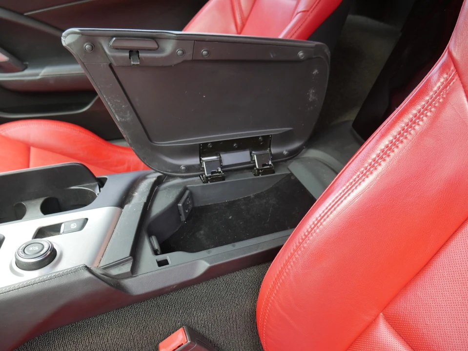 2014 Chevrolet Corvette C7 - Image 28 of 31