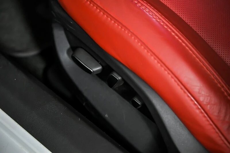 2014 Chevrolet Corvette C7 - Image 23 of 31