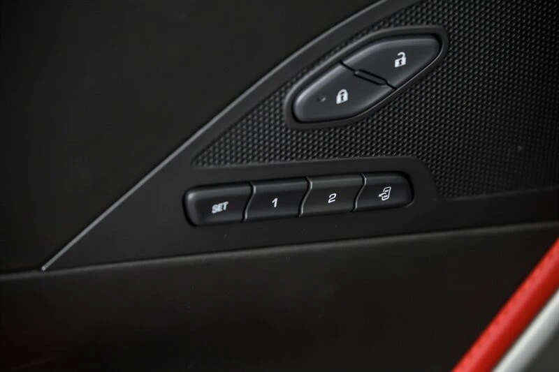 2014 Chevrolet Corvette C7 - Image 17 of 31