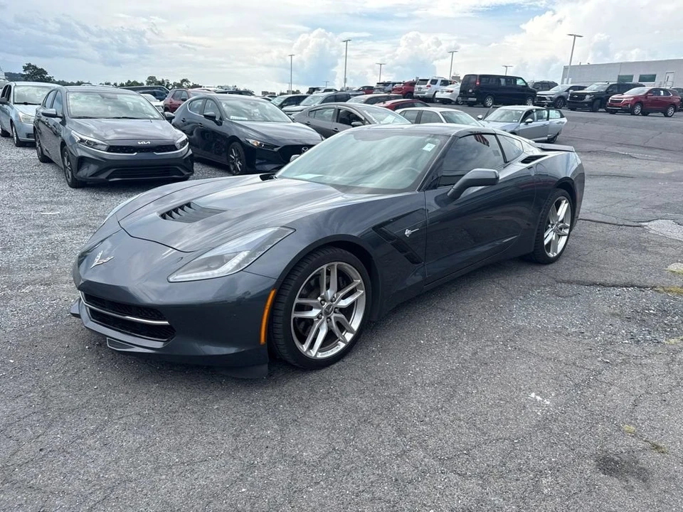 2014 Chevrolet Corvette C7 - Image 2 of 17