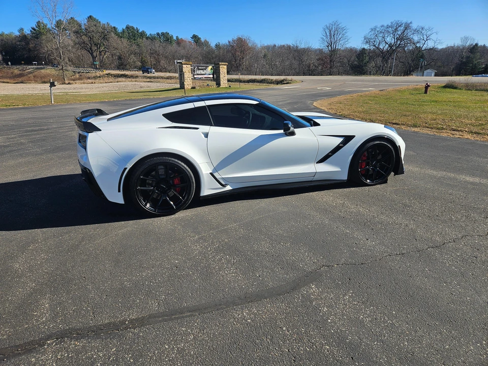 2014 Chevrolet Corvette C7 - Image 24 of 31