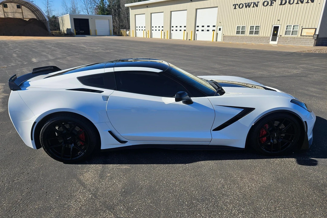 2014 Chevrolet Corvette C7 - Image 3 of 31