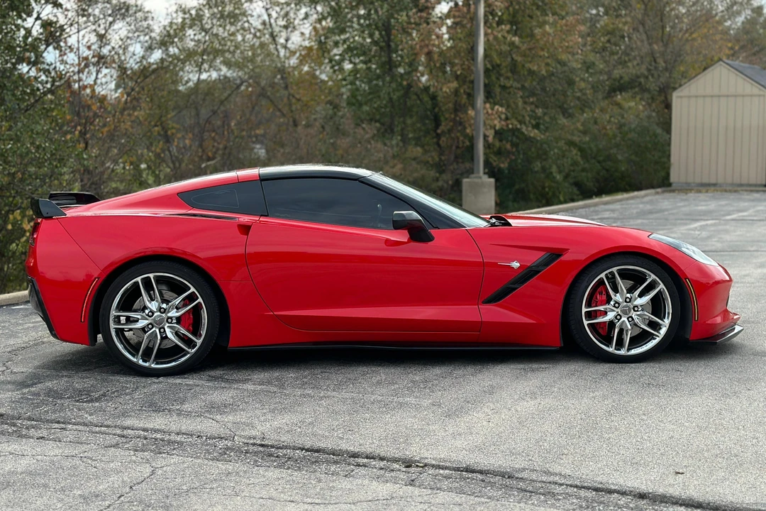 2014 Chevrolet Corvette C7 - Image 3 of 31