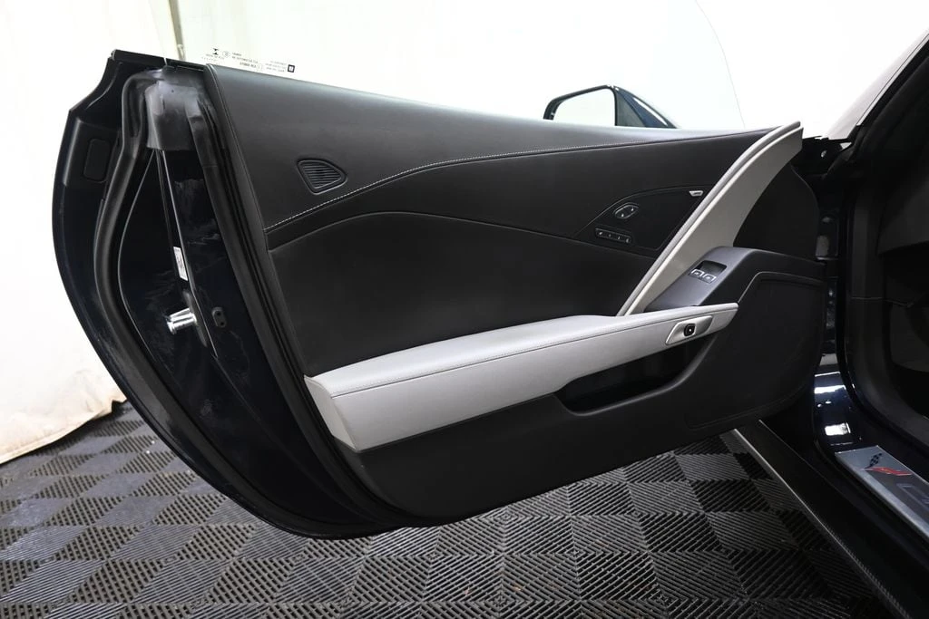 2014 Chevrolet Corvette C7 - Image 19 of 31