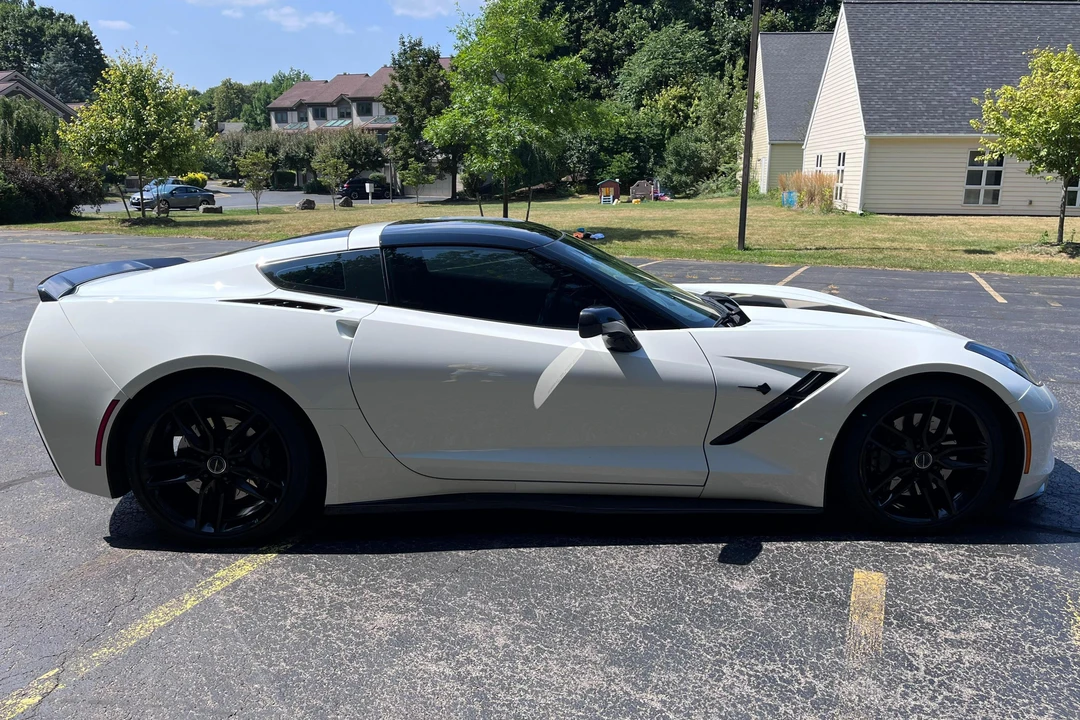 2014 Chevrolet Corvette C7 - Image 3 of 31