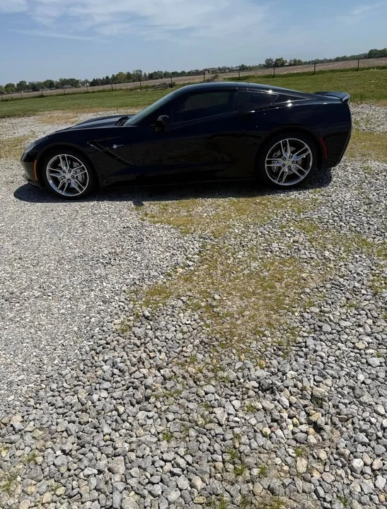 2014 Chevrolet Corvette C7 - Image 2 of 7