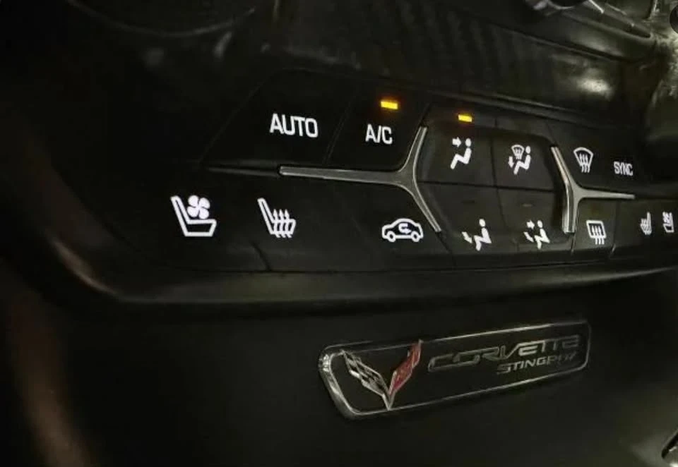 2014 Chevrolet Corvette C7 - Image 15 of 17