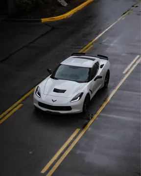 2014 Chevrolet Corvette C7 - Image 2 of 9