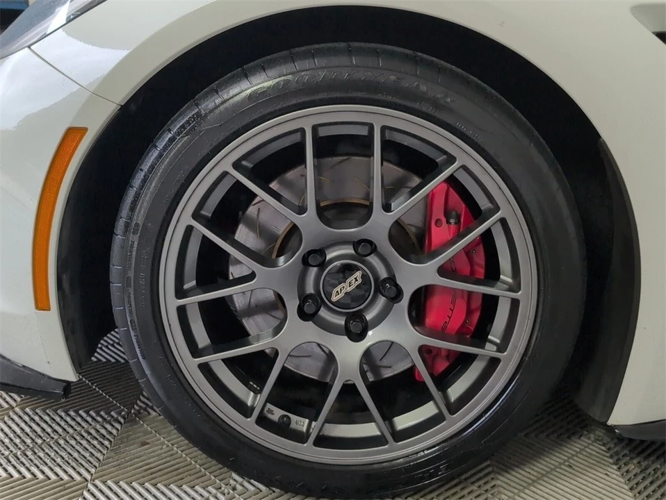 2014 Chevrolet Corvette C7 - Image 16 of 21