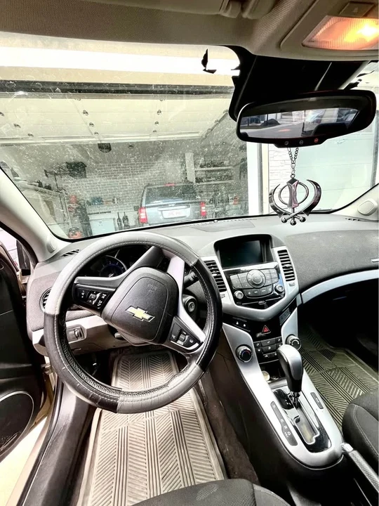 2014 Chevrolet Cruze - Image 6 of 8