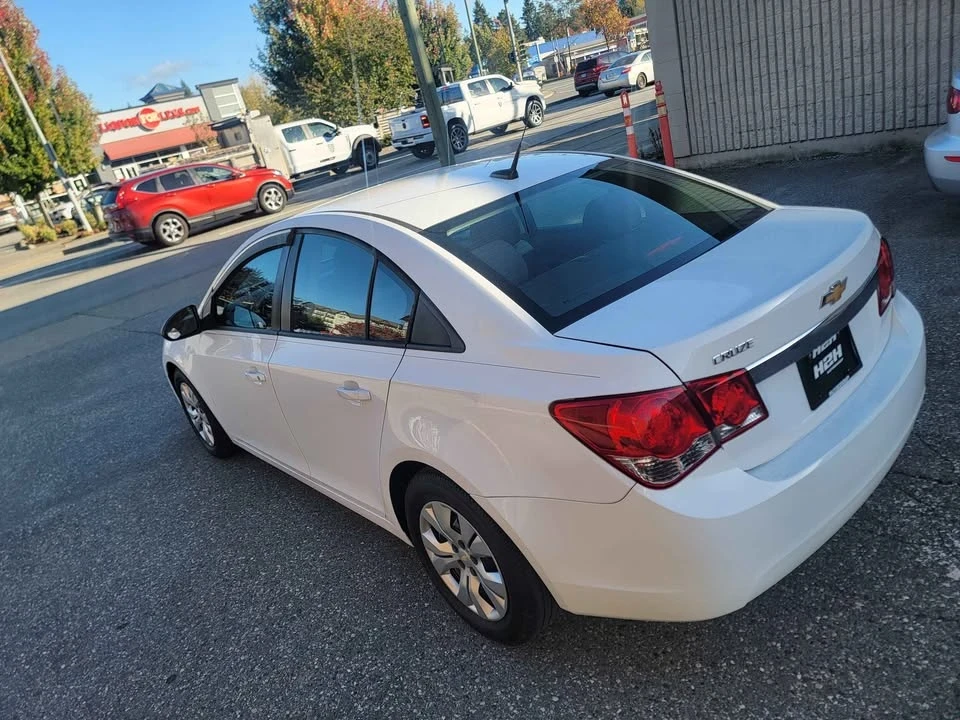 2014 Chevrolet Cruze - Image 5 of 14
