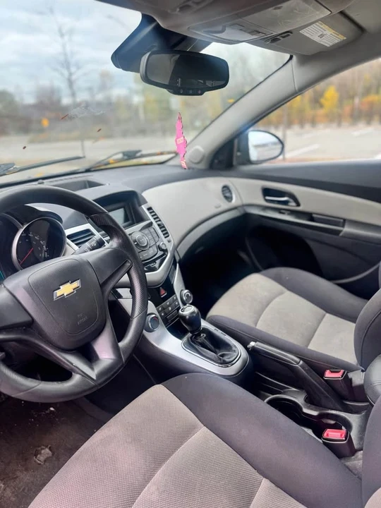 2014 Chevrolet Cruze - Image 9 of 13