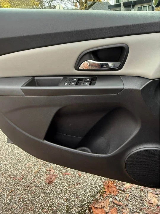 2014 Chevrolet Cruze - Image 13 of 18