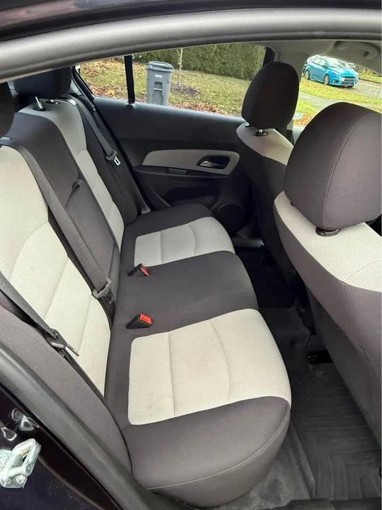 2014 Chevrolet Cruze - Image 11 of 18