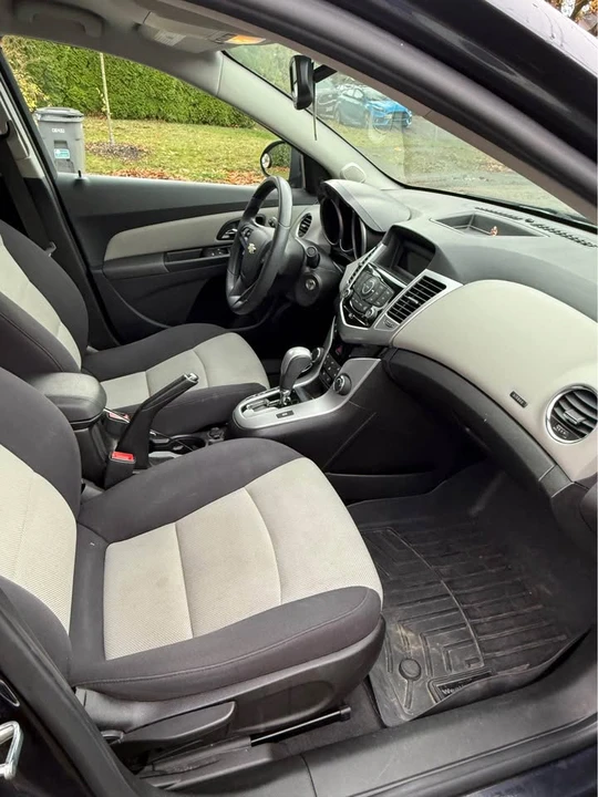 2014 Chevrolet Cruze - Image 10 of 18
