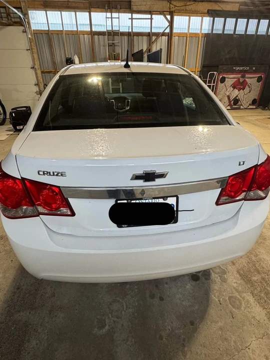 2014 Chevrolet Cruze - Image 2 of 9