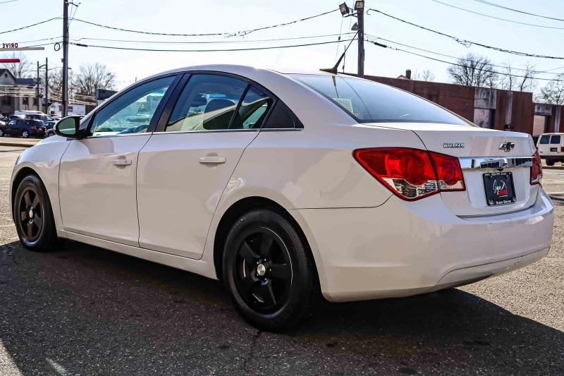 2014 Chevrolet Cruze - Image 4 of 12