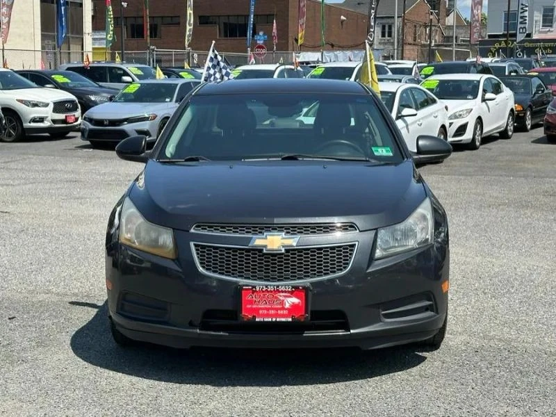 2014 Chevrolet Cruze - Image 2 of 12