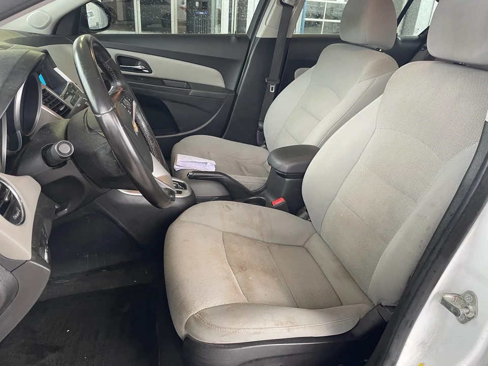 2014 Chevrolet Cruze - Image 18 of 21