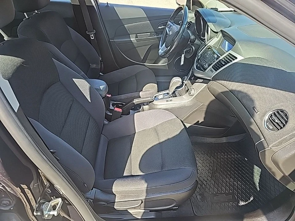 2014 Chevrolet Cruze - Image 11 of 12