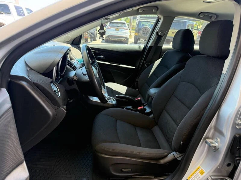 2014 Chevrolet Cruze - Image 16 of 19