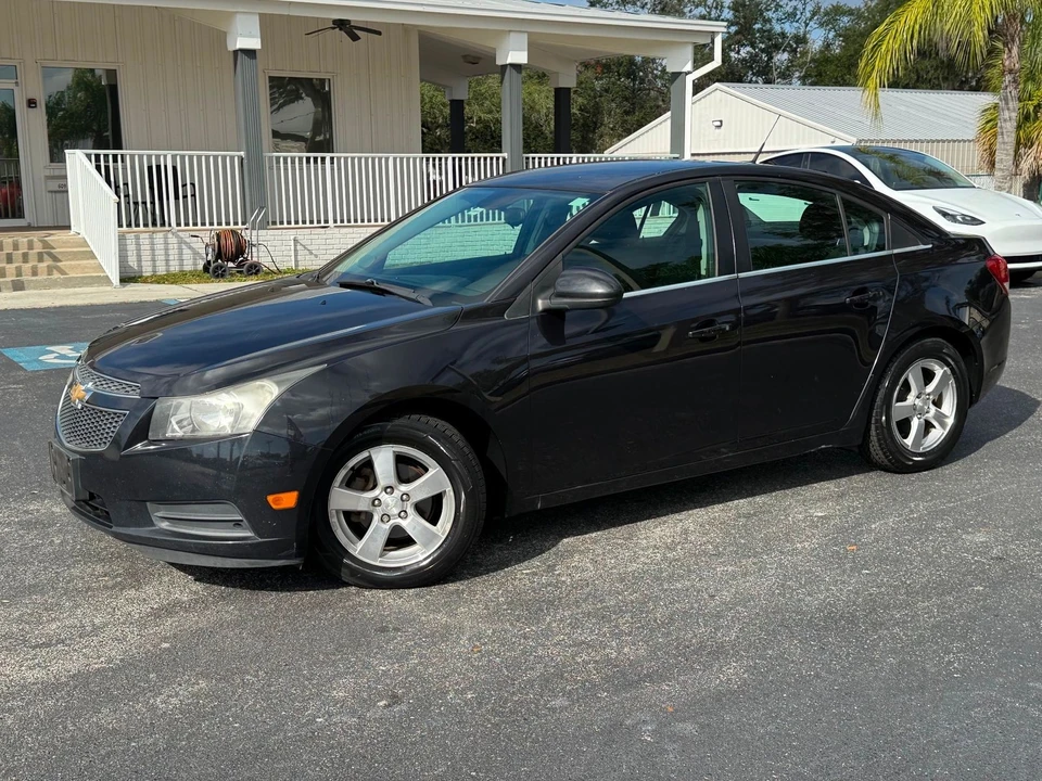 2014 Chevrolet Cruze - Image 4 of 12