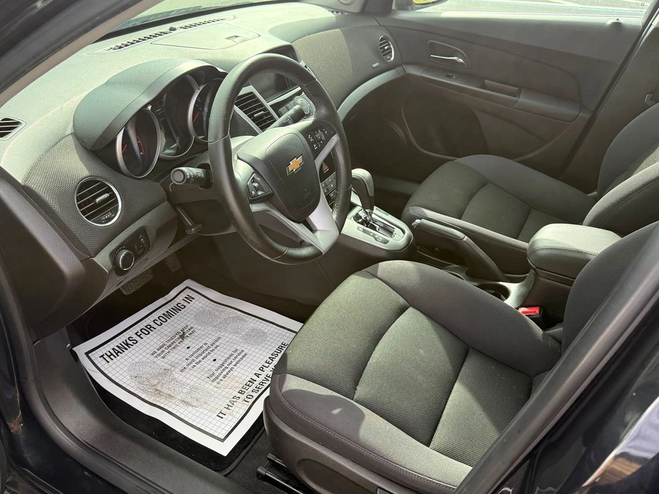2014 Chevrolet Cruze - Image 8 of 12