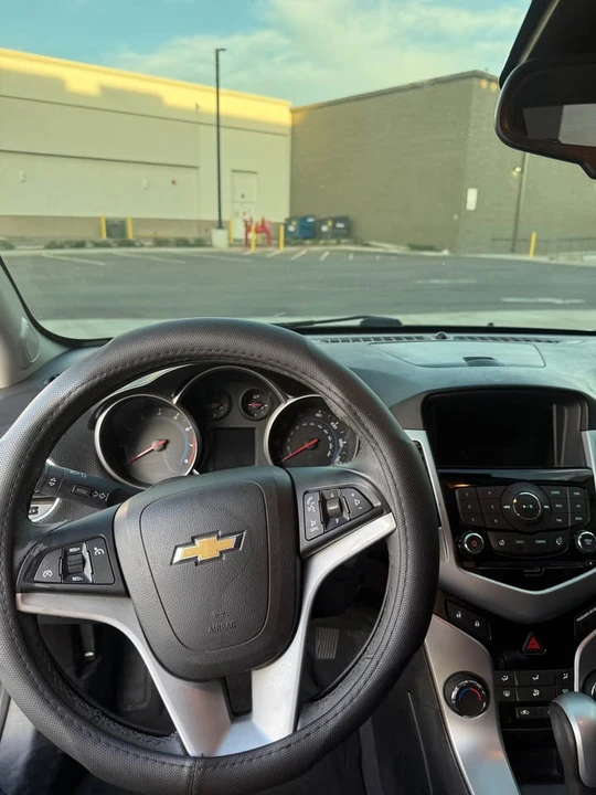 2014 Chevrolet Cruze - Image 16 of 20