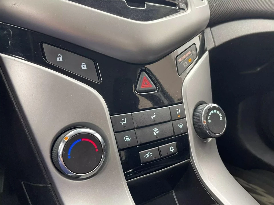2014 Chevrolet Cruze - Image 18 of 21