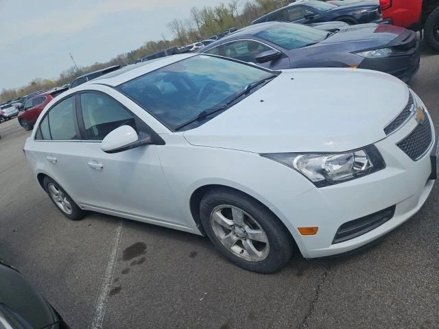 2014 Chevrolet Cruze - Image 2 of 9