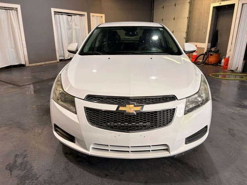 2014 Chevrolet Cruze - Image 2 of 12