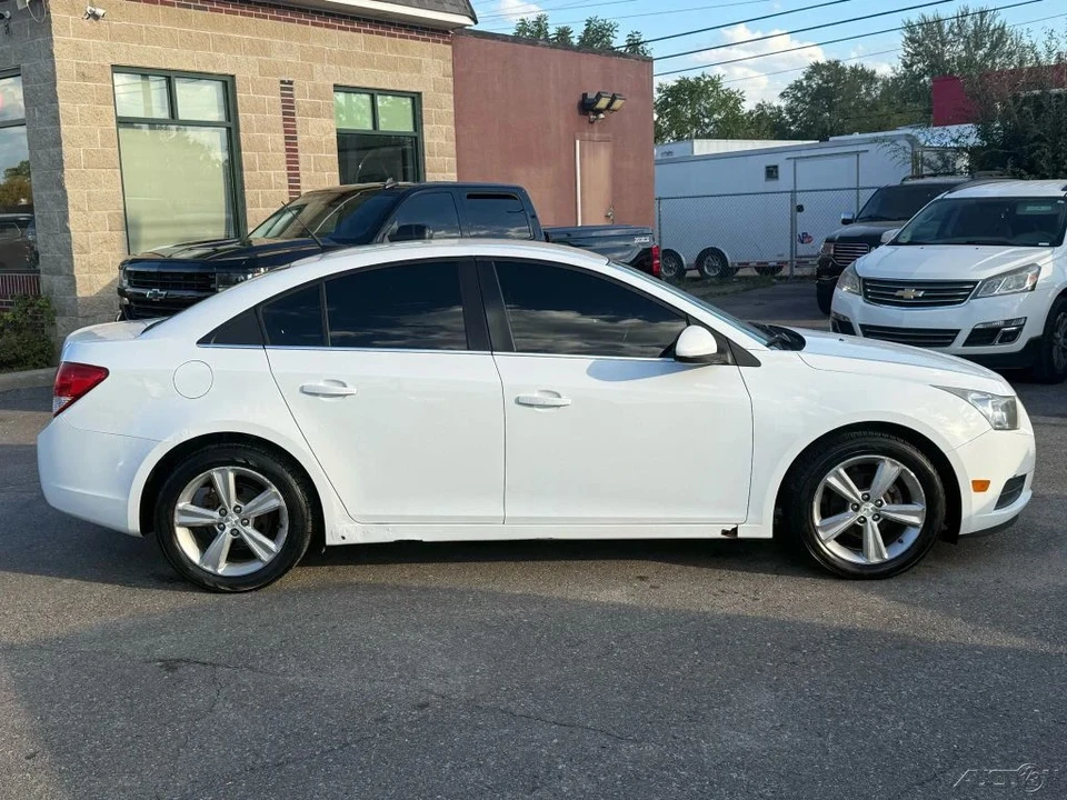 2014 Chevrolet Cruze - Image 4 of 12
