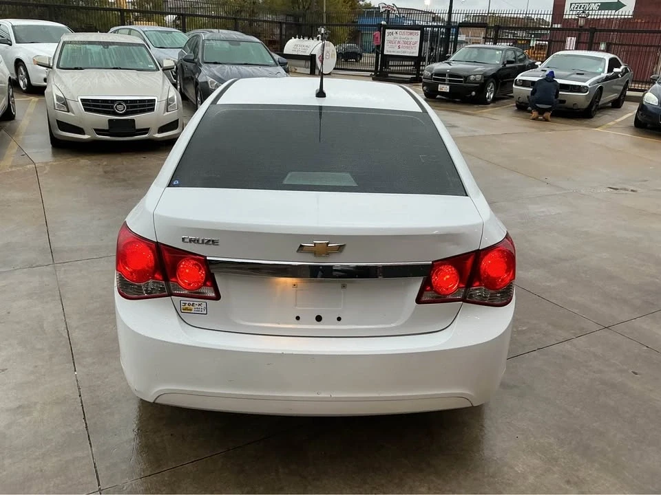 2014 Chevrolet Cruze - Image 6 of 14