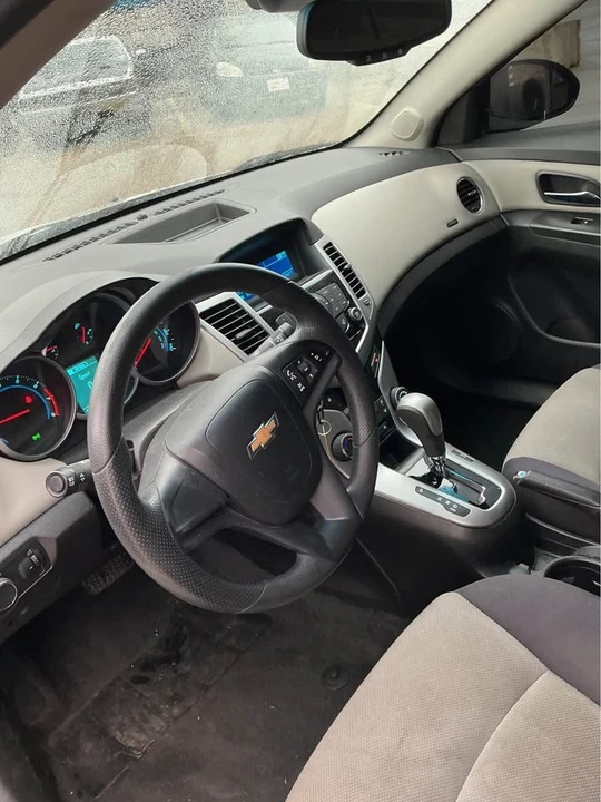 2014 Chevrolet Cruze - Image 10 of 14